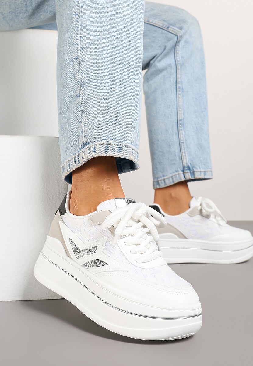 Beżowe Sneakersy na Platformie Ozdobione Gwiazdą Norlevi