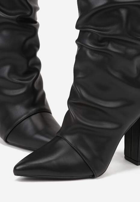 Czarne Marszczone Kozaki na Słupkowym Obcasie z Noskiem w Szpic Badara