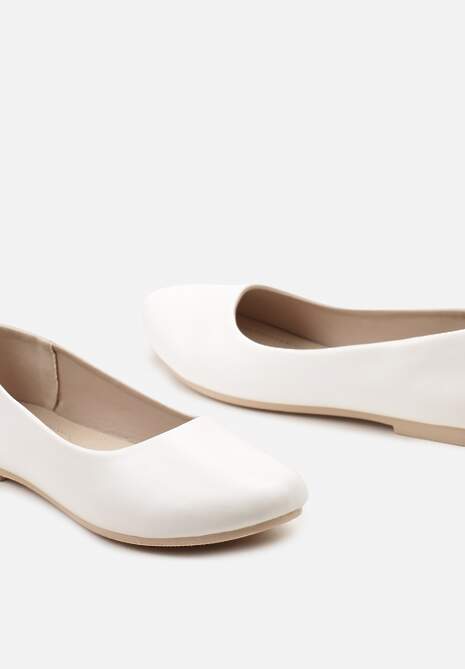 Białe Płaskie Balerinki z Imitacji Skóry Wsuwane z Okrągłym Noskiem  Jemenna