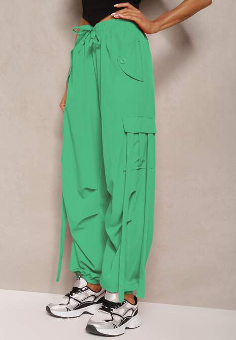 Zielone Spodnie o Fasonie Luźnych Bojówek High Waist z Wiszącymi Sznurkami Urselle