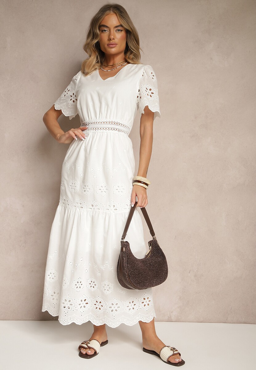 Biała Rozkloszowana Sukienka z Bawełny z Haftowanymi Zdobieniami w Stylu Boho Efrivina