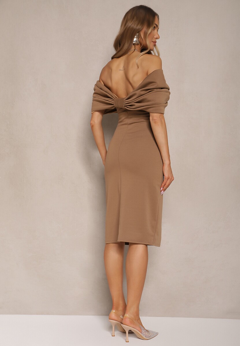 Brązowa Sukienka Taliowana z Kokardą w Formie Hiszpanki o Dopasowanym Kroju Paladwena