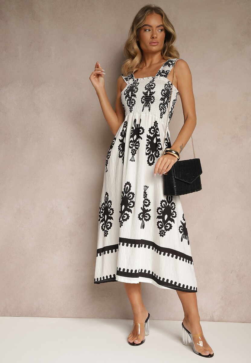 Biała Rozkloszowana Sukienka z Wiskozy z Ornamentnym Motywem Aloxe
