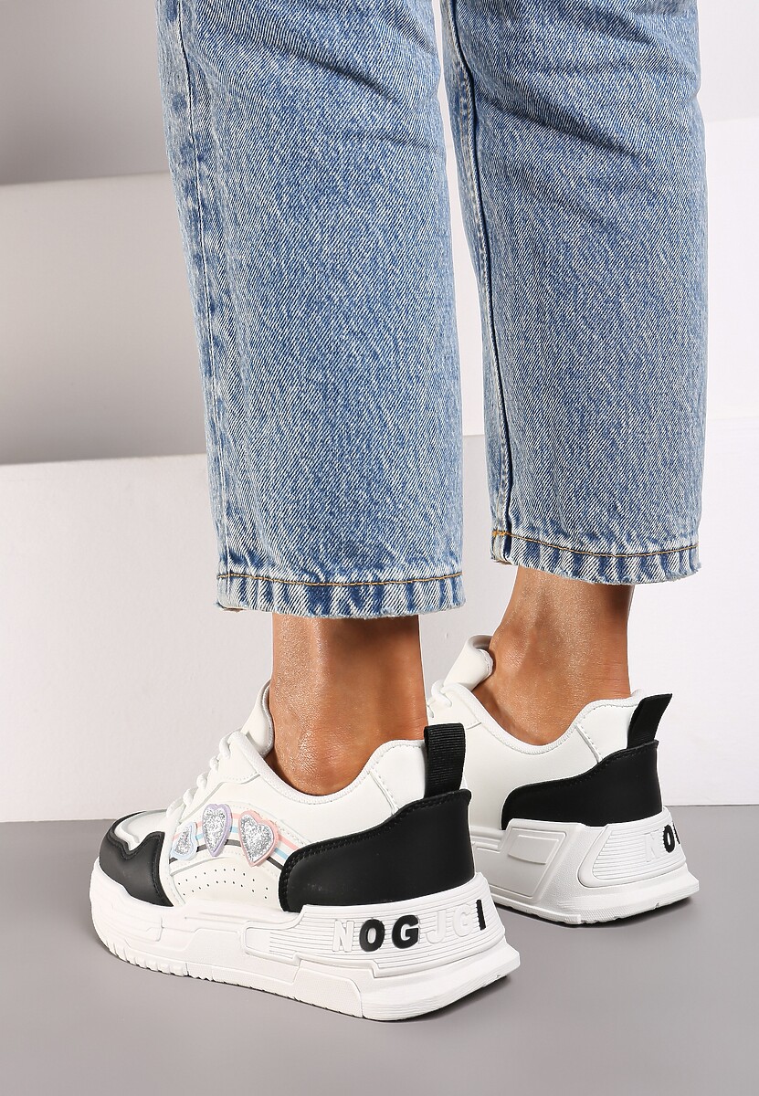 Biało-Czarne Sneakersy z Błyszczącymi Serduszkami Iriene