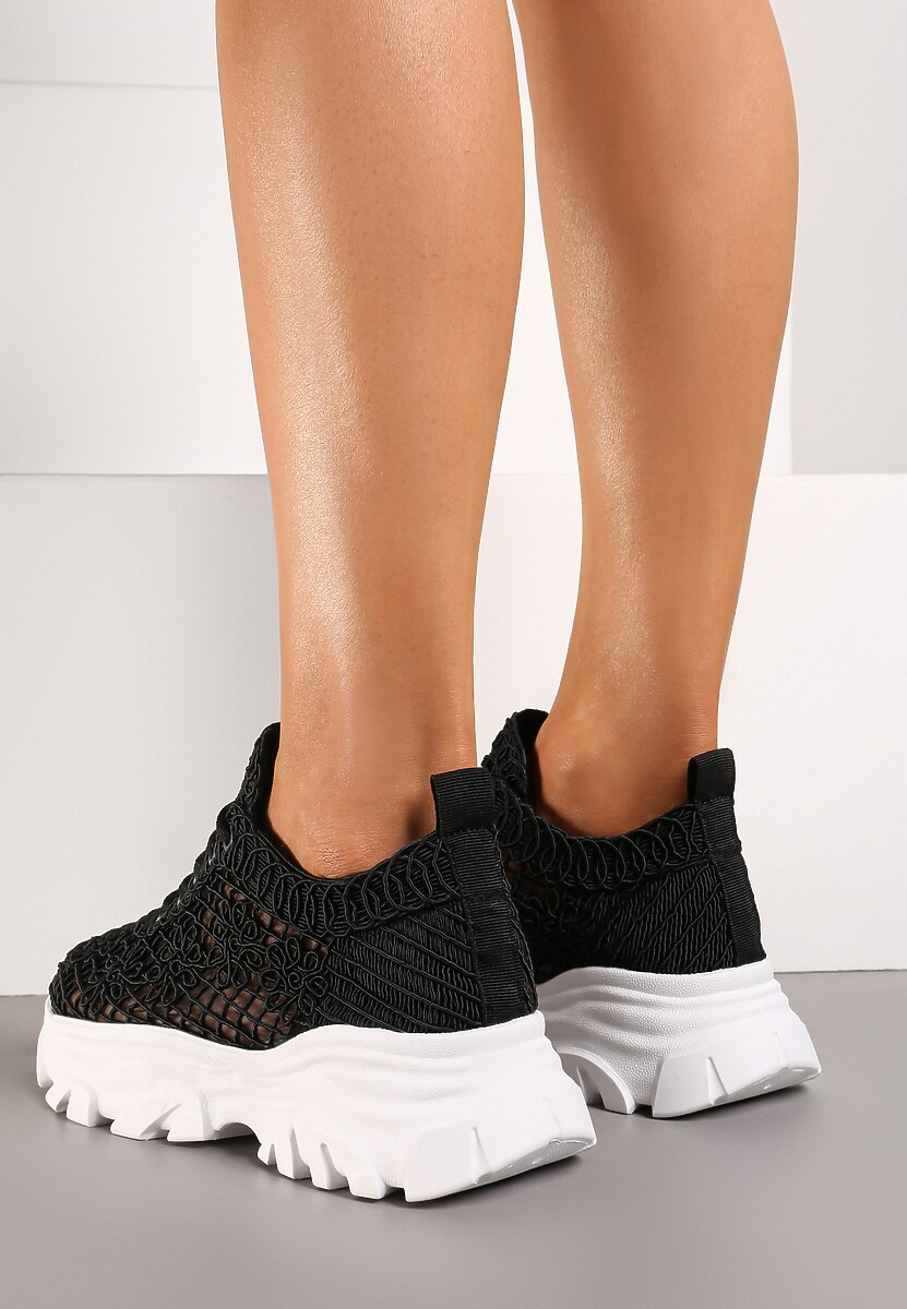 Czarne Ażurowe Sneakersy na Niskiej Platformie przed Kostkę Timane