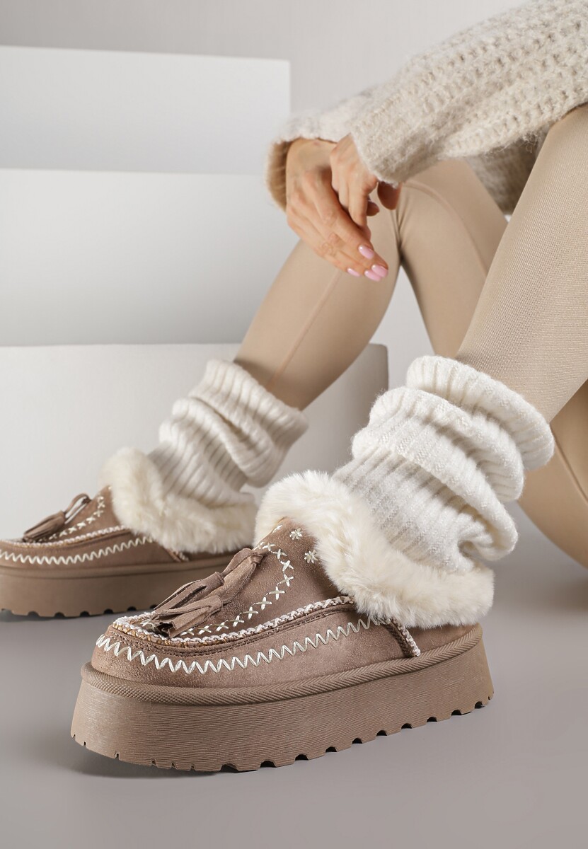 Czarne Śniegowce na Platformie Ozdobione Frędzlami i Haftem Ezivelle