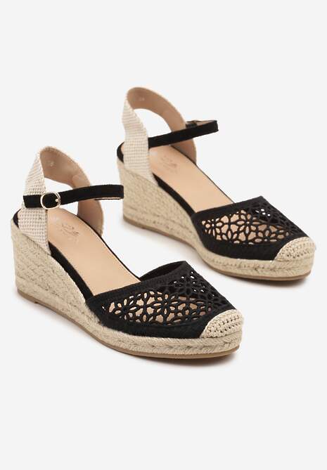 Czarne Sandały Typu Espadryle z Ażurową Cholewką i Plecionym Koturnem Nusithena
