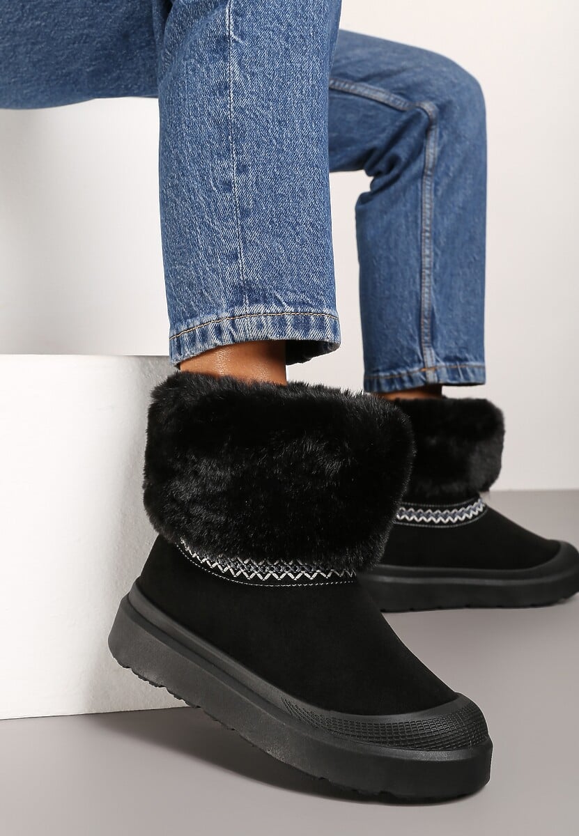 Czarne Śniegowce na Płaskiej Podeszwie Ozdobione Futerkiem i Haftem Lannetea