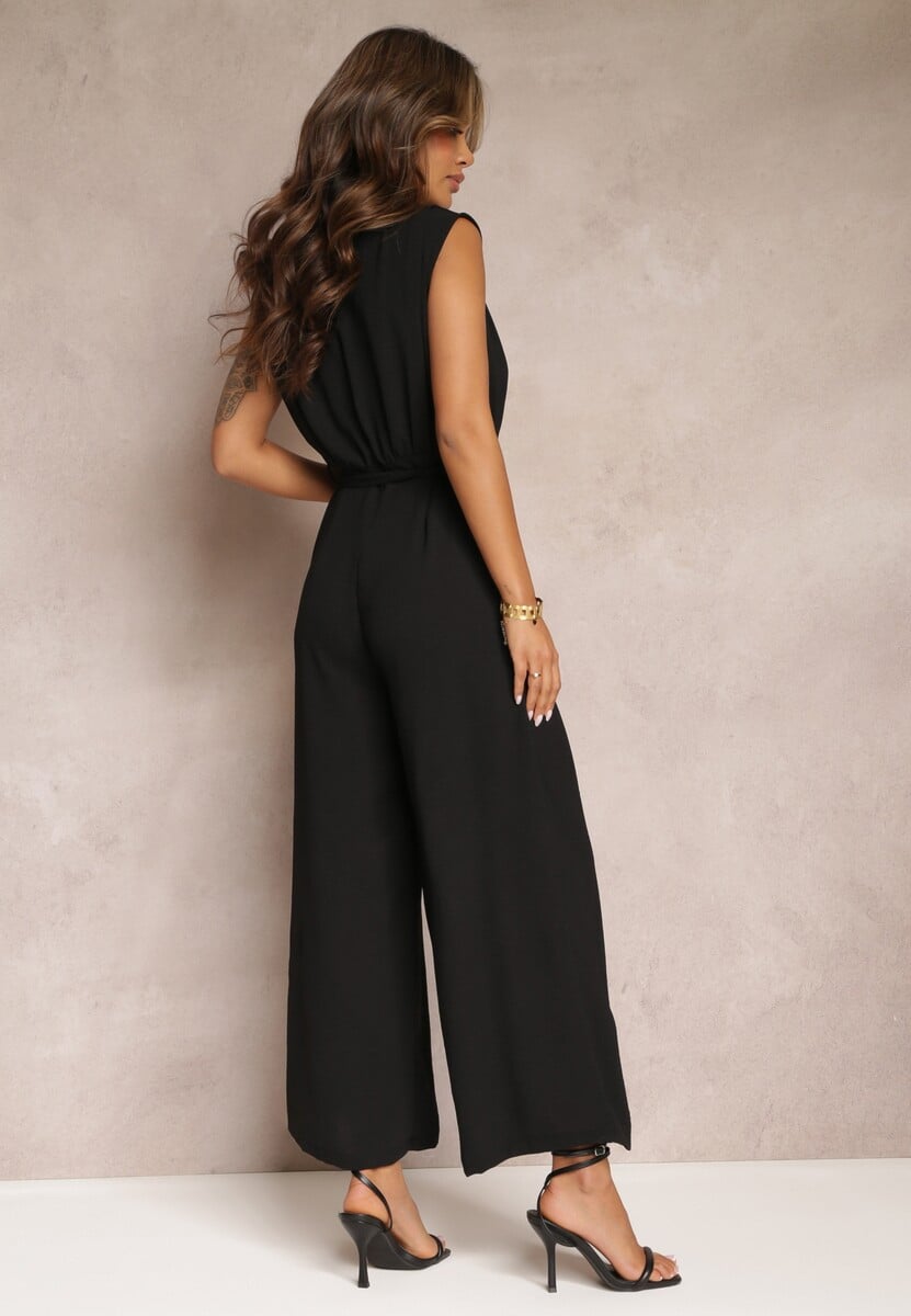 Czarny Długi Kombinezon z Kopertowym Dekoltem i Paskiem Violettsa