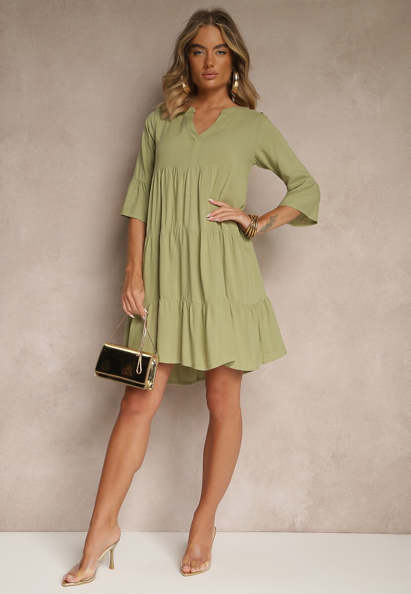 Zielona Wiskozowa Sukienka o Rozkloszowanym Kroju Ozdobiona Falbanami Lirione
