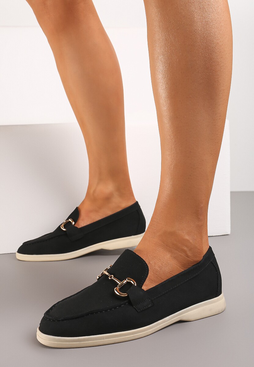 Czarne Mokasyny z Imitacji Zamszu z Ozdobną Klamrą i Przeszyciami Daneka