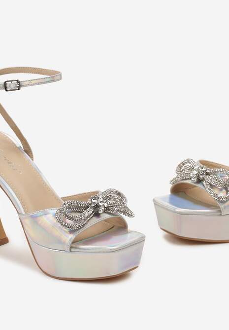 Srebrne Sandały na Platformie i Szpilce z Kokardą z Cyrkoniami i Sprzączką Vlenikke