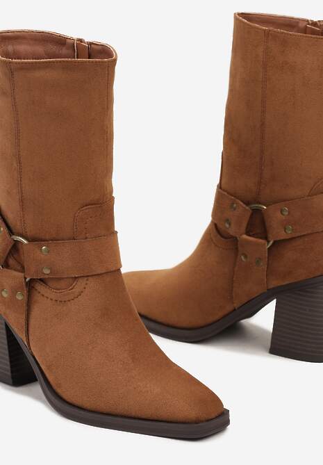 Brązowe Botki Bikery na Słupku Ozdobione Paskiem Miavella