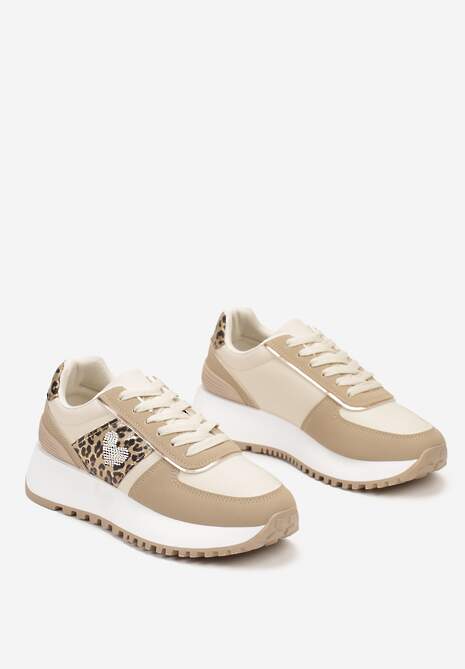 Ciemnobeżowe Sneakersy z Naszywką Serduszka i Piankową Platformą Timera