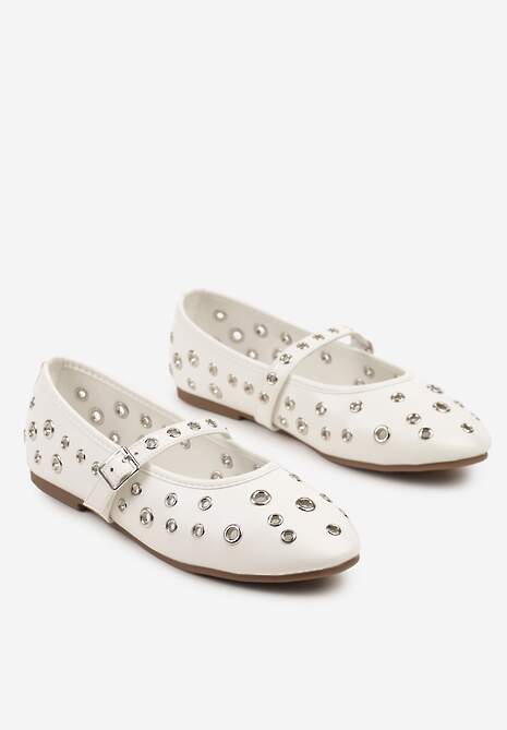 Białe Balerinki z Okrągłymi Nitami i Paseczkiem Finianis