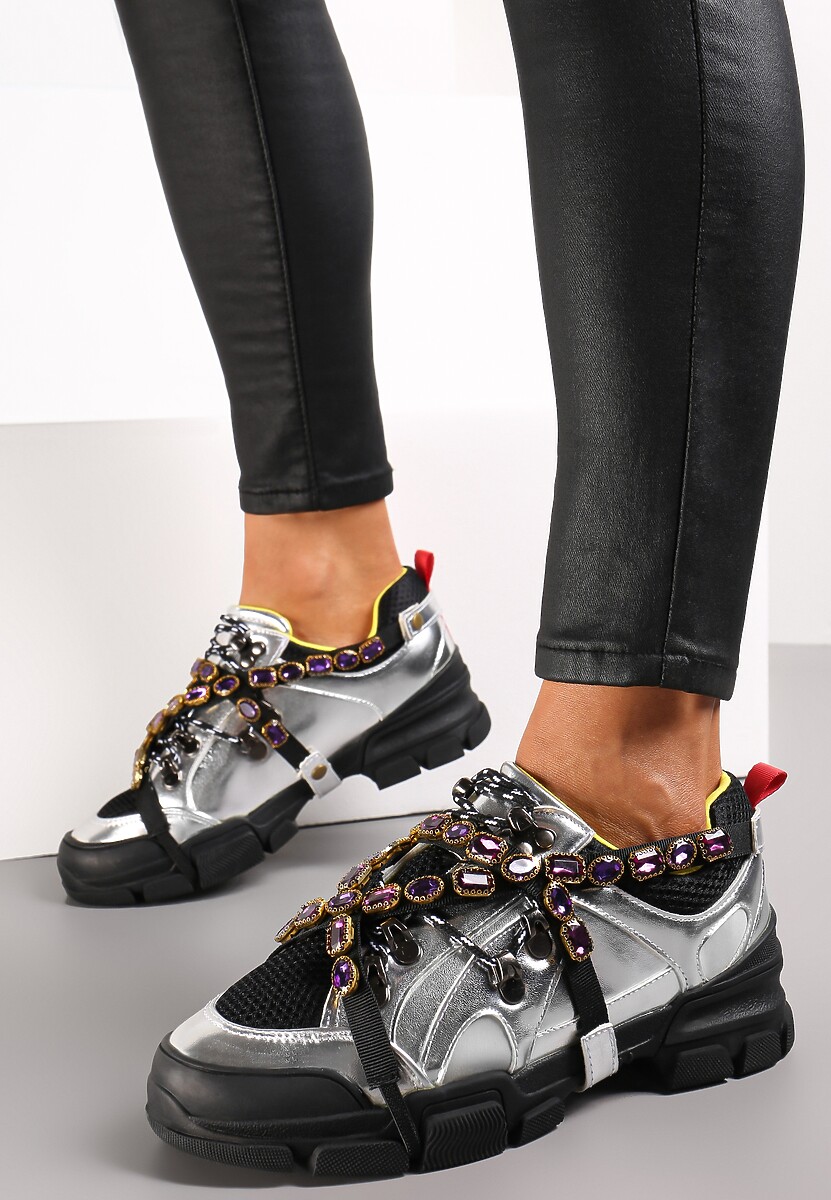 Srebrne Sznurowane Sneakersy na Płaskiej Podeszwie z Metalicznymi Wstawkami i Cyrkoniami Ciedra