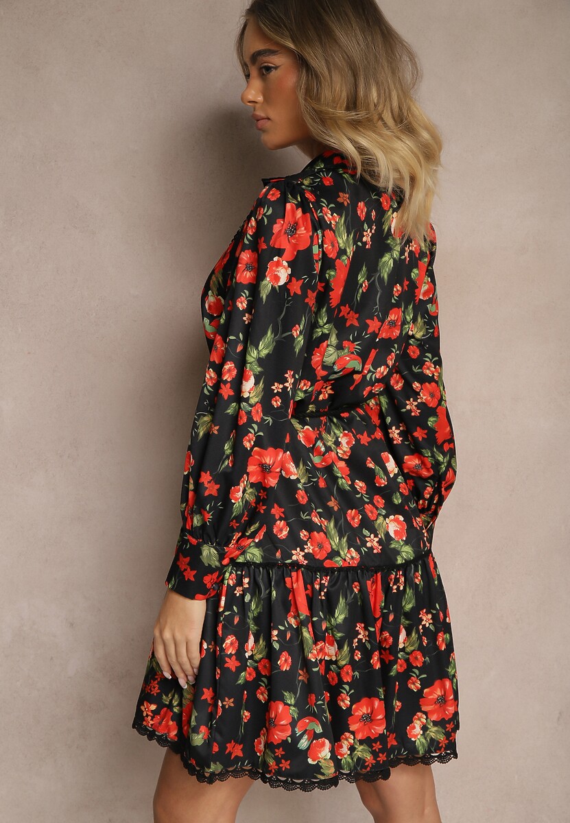 Czarna Rozkloszowana Sukienka z Koronkowymi Wstawkami i Sznurkiem Payten