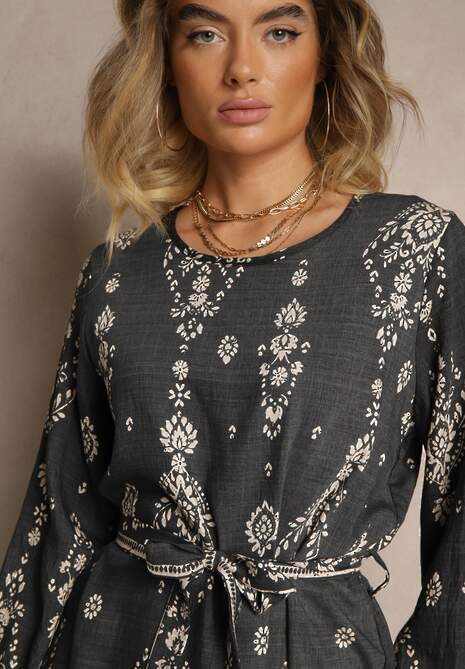 Ciemnoszara Pudełkowa Sukienka Boho w Etniczne Wzory z Paskiem Lisalenea