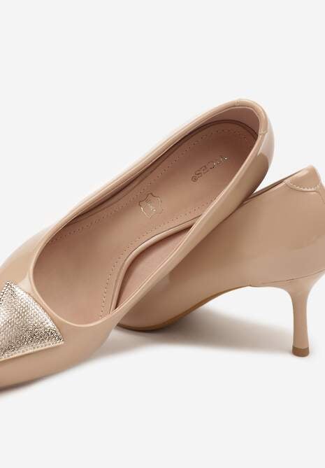 Ciemnobeżowe Szpilki Vices Zdobione Aplikacją z Cyrkoniami Niravine