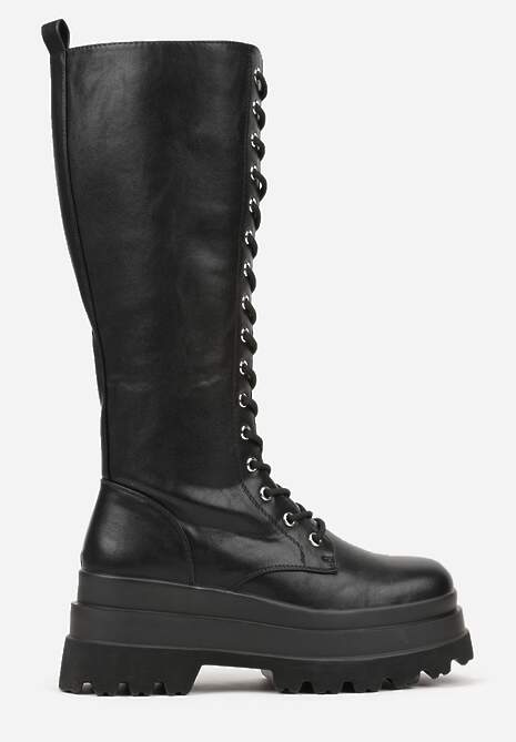 Czarne Kozaki na Platformie w Stylu Grunge Ozdobione Sznurowaniem Wiolara