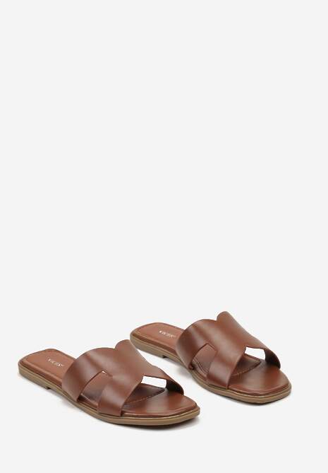 Brązowe Klapki na Płaskiej Podeszwie Ozdobione Metalicznymi Paskami i Kwadratowym Noskiem Sonivia