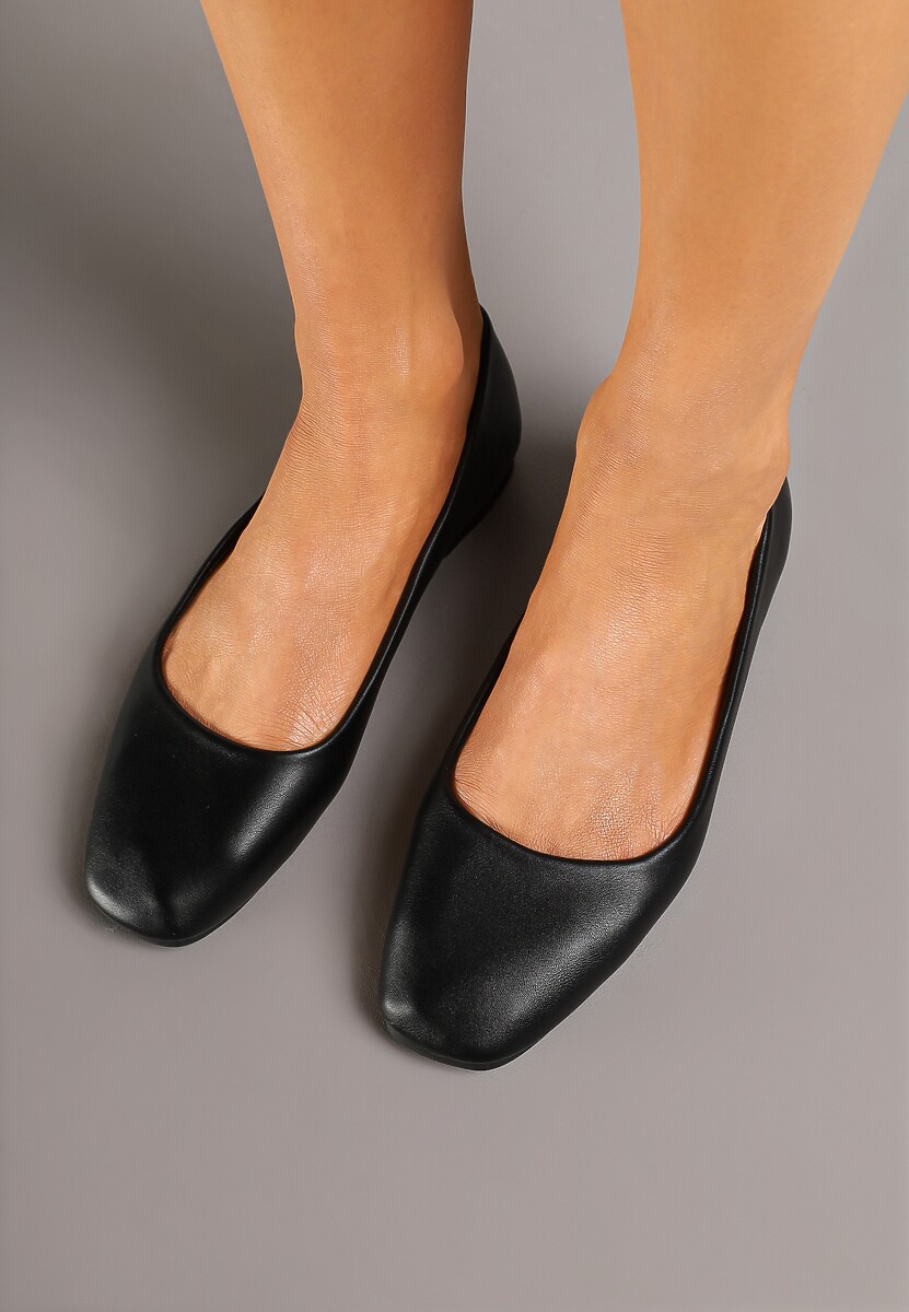 Czarne Klasyczne Balerinki Ozdobione Kwadratowym Noskiem Eleadora