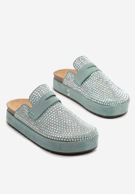 Zielone Klapki Ozdobione Paskiem i Cyrkoniami Aludessa