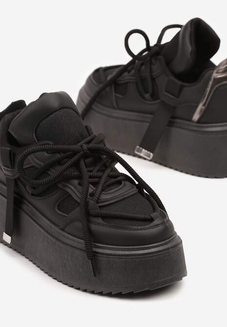 Czarne Sneakersy na Platformie Ozdobione Sznurowaniem Vilvia
