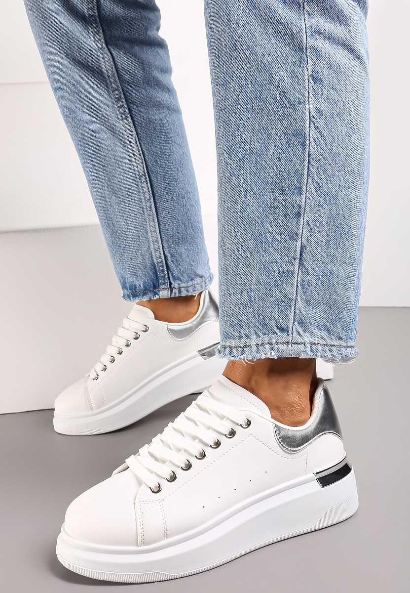 Biało-Srebrne Sneakersy na Platformie z Metaliczną Wstawką Sissis