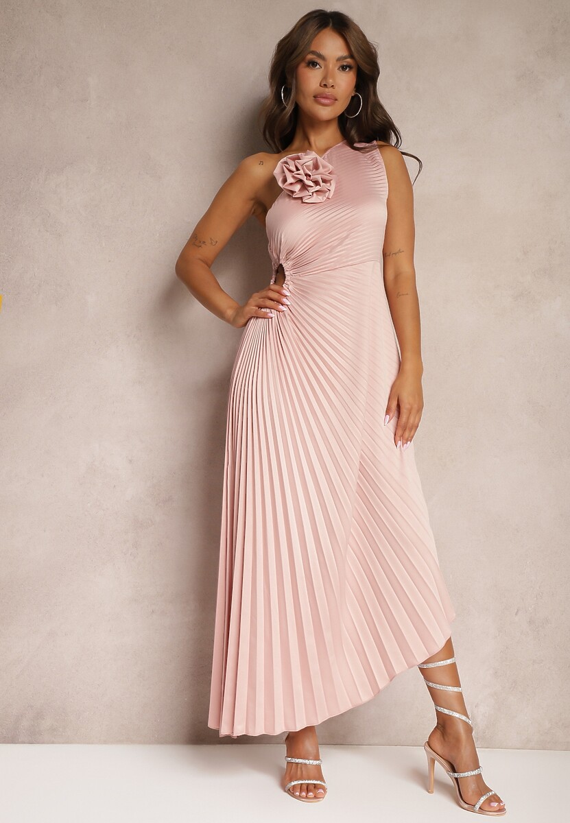Różowa Asymetryczna Sukienka z Plisowanym Dołem i Aplikacją w Kształcie Kwiatu Fevima