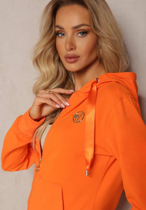 Pomarańczowa Bluza z Kapturem na Suwak z Metalową Aplikacją Jevase