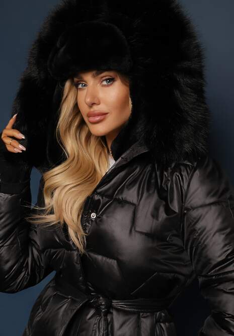 Czarna Długa Kurtka Pikowana z Odpinanym Kołnierzem i Paskiem Rinarella