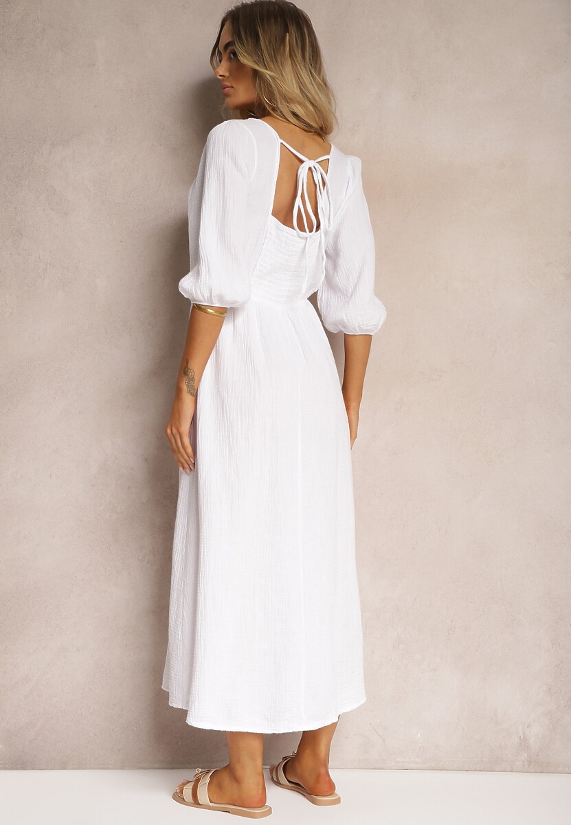 Biała Sukienka z Bawełny Ozdobiona Wiązaniem i Gumką w Pasie Wlarina