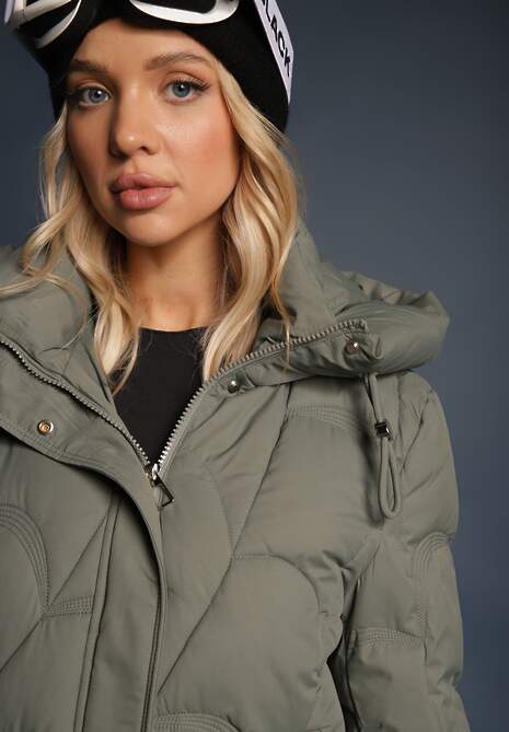 Ciemnozielona Pudełkowa Kurtka Zdobiona Pikowanymi Przeszyciami z Kapturem i Ściągaczami Ziasha