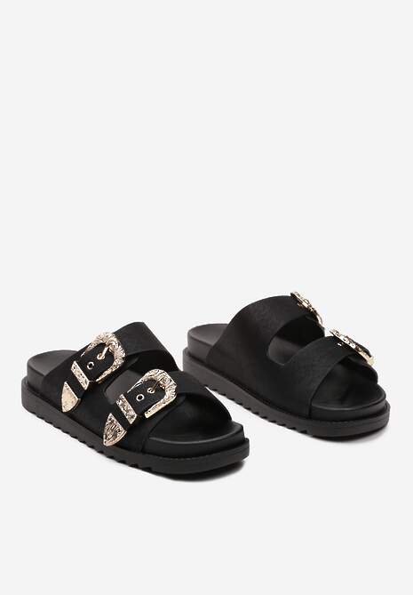 Czarne Klapki na Płaskiej Podeszwie Ozdobione Paskami z Klamrami Piadora