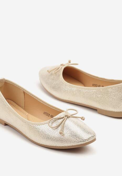 Złote Balerinki Vices z Ozdobną Kokardą i Tłoczeniem Typu Skóra Węża Tultewia