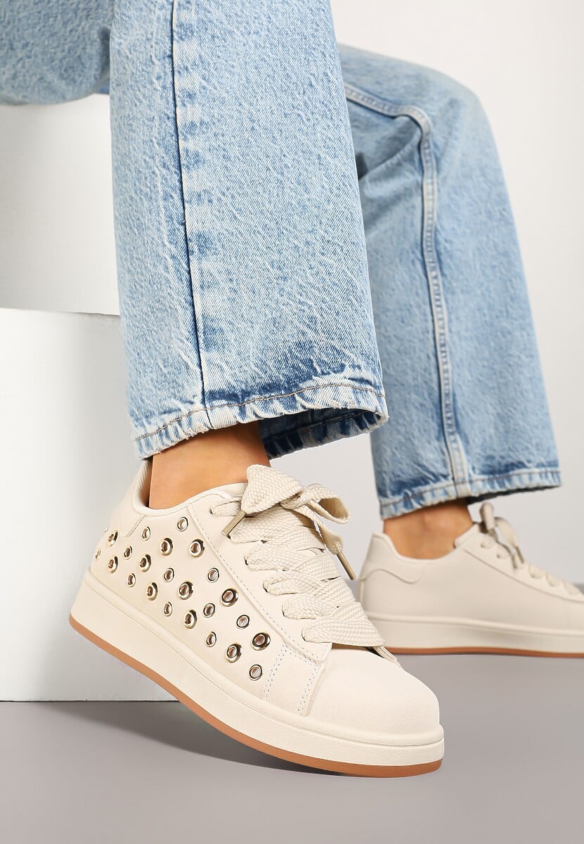 Beżowe Sneakersy z Ozdobnymi Nitami Feloriela