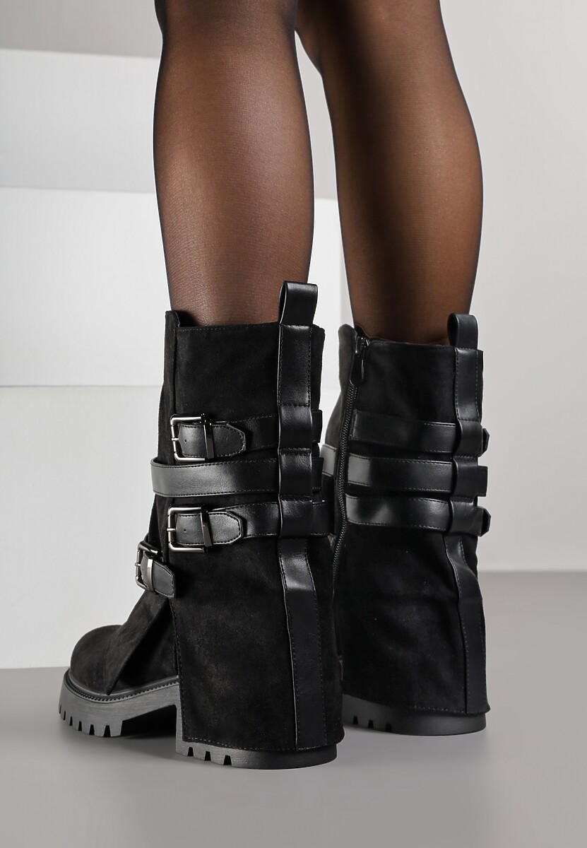 Czarne Botki Bikery Ozdobione Klamrami i Wywiniętą Cholewką Seride