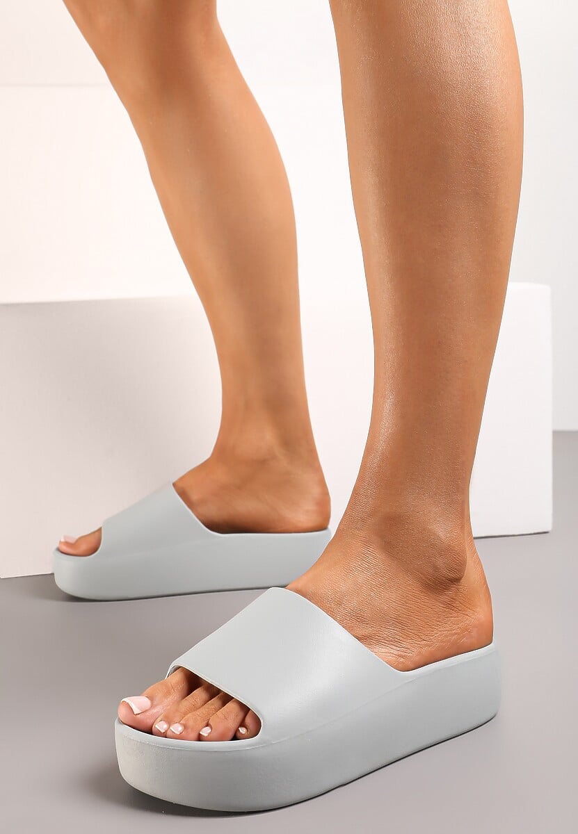 Ciemnobeżowe Klapki Basenowe z Pianki na Grubej Podeszwie Anikora