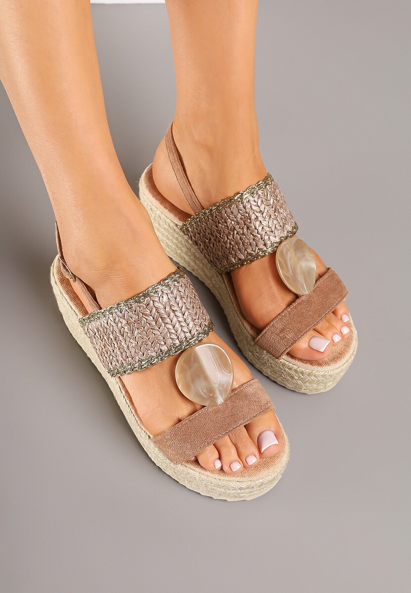Brązowe Sandały na Plecionej Platformie z Ozdobą Faloti