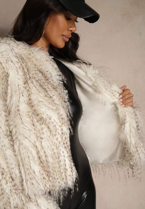 Biała Kurtka Futerko Ozdobione Cieniowaniem Tusirra