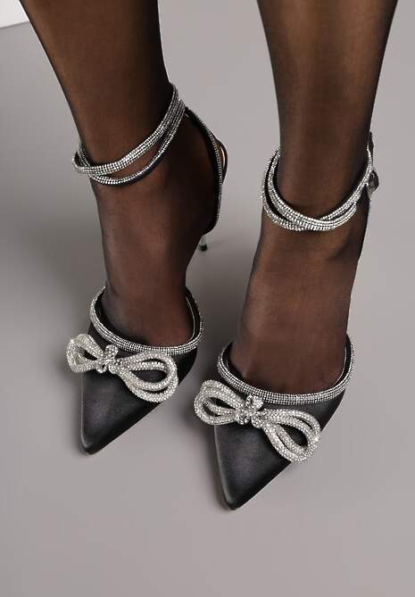 Czarne Sandały Oriphosise