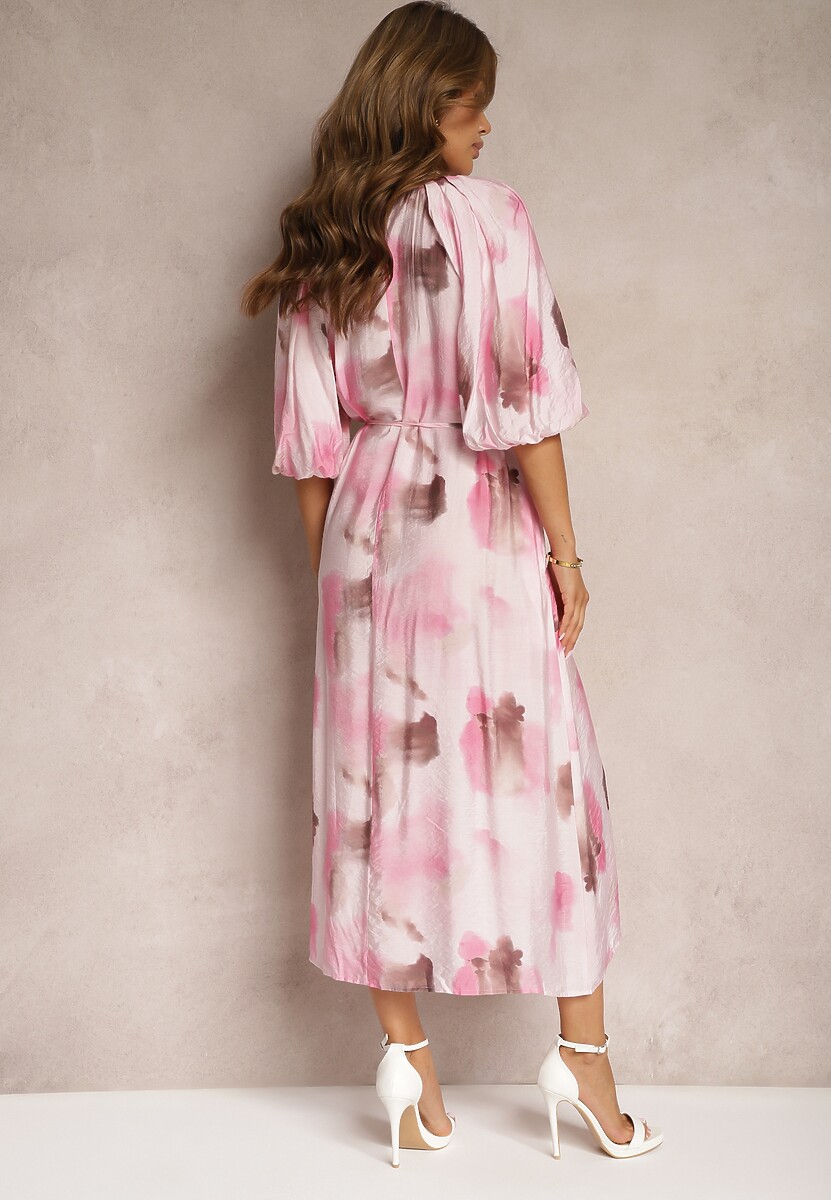 Różowa Wiskozowa Sukienka o Rozkloszowanym Kroju z Paskiem w Talii i Bufiastymi Rękawami Uranea