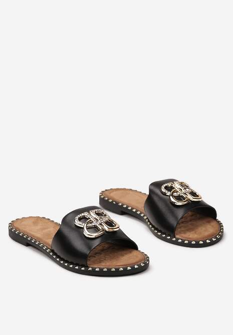 Czarne Klapki na Pasku Metaliczna Ozdoba z Cyrkoniami Deruta