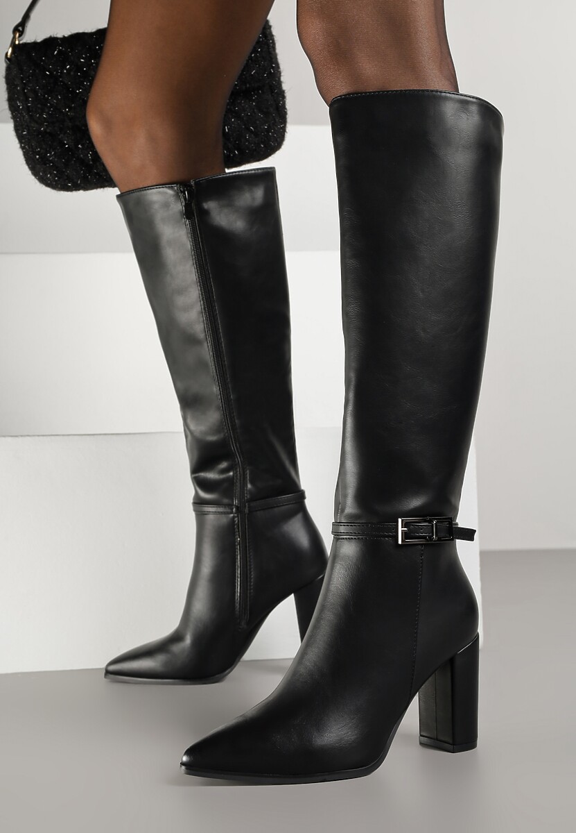 Czarne Kozaki na Słupkowym Obcasie z Noskiem w Szpic i Klamerką na Pasku Levitta