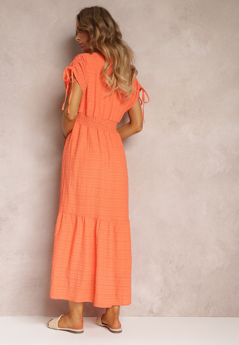 Pomarańczowa Sukienka Rozkloszowana z Trójkątnym Dekoltem Thamefa