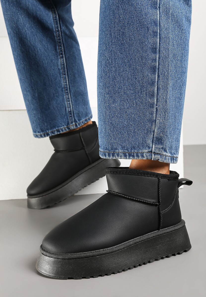 Czarne Wsuwane Gładkie Śniegowce Casualowe na Grubej Podeszwie Tinaretia