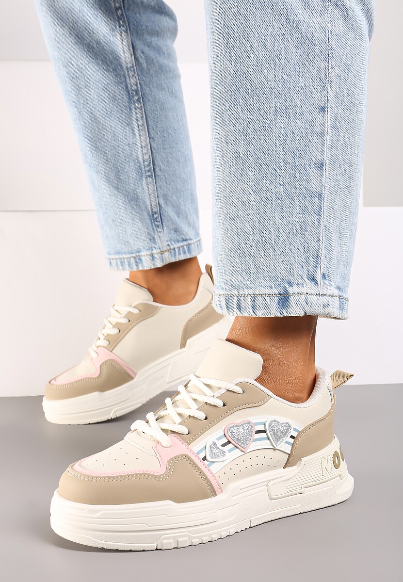 Ciemnobeżowe Sneakersy z Błyszczącymi Serduszkami Iriene