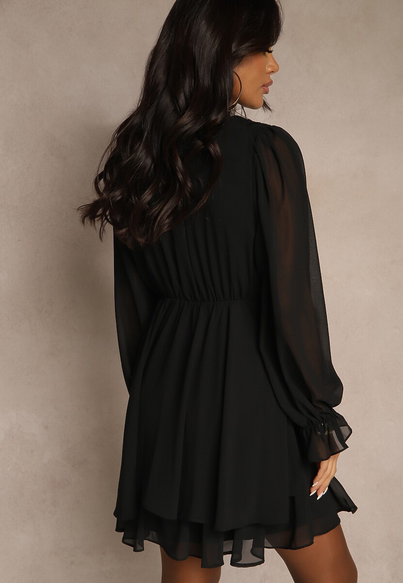 Czarna Siateczkowa Sukienka o Rozkloszowanym Fasonie z Falbankami Zenniria