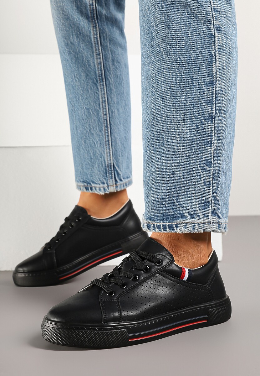 Beżowe Sneakersy Tenisówki ze Skóry Naturalnej Zdobione Perforacją Tillirene